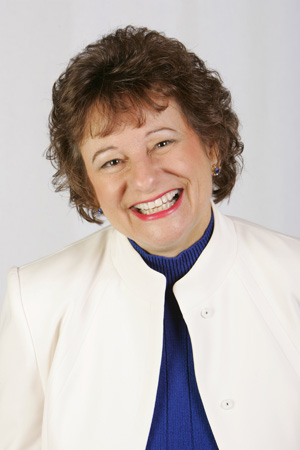 Motivational customer service speaker Sandy Geroux